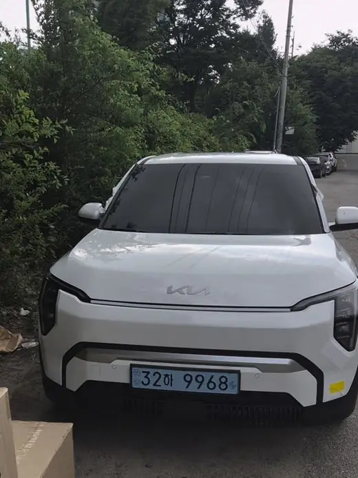 기아 EV3 출고 인증샷